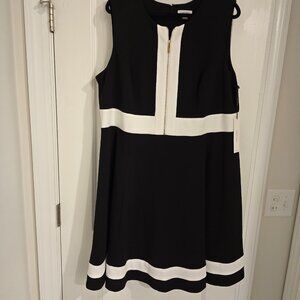 BRAND NEW!  Calvin Klein Black and White Professional Workdress in 20W